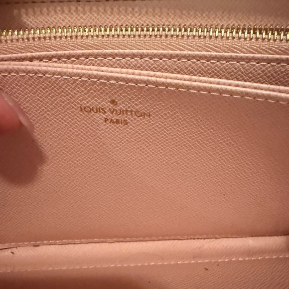 Louis Vuitton Zippy Wallet (Box, dust bag and original tags included) - Picture 12 of 16